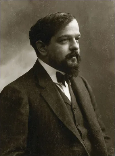 Ecouter le "Pr&eacute;lude &agrave; l'Apr&egrave;s-midi d'un faune", c'est &eacute;couter du Debussy. Comment se pr&eacute;nommait ce c&eacute;l&egrave;bre compositeur fran&ccedil;ais ?