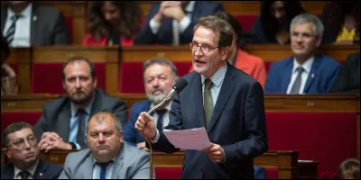 Ce qui, avec le mode de scrutin, a donné ... sièges sur 577.