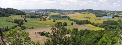 C'est le plus peuplé des trois avec 331 000 habitants, pour une densité de 61 habitants/km² :