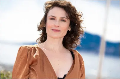 De quelle célèbre personnalité française est-elle la nièce ?