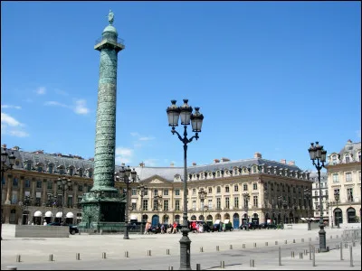 La place Vend&ocirc;me se trouve dans le ... arrondissement.