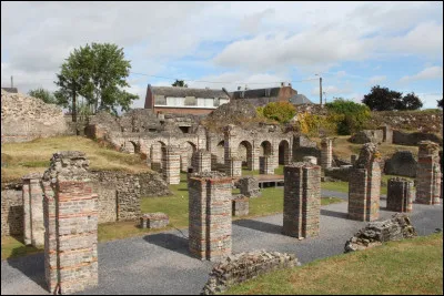 Vous pourrez visiter les ruines romaines de Bavay :