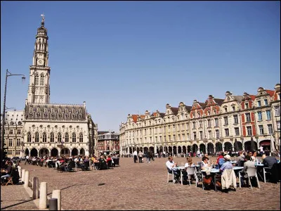 Sa préfecture est Arras :