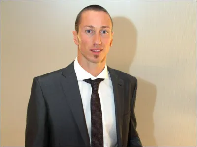 Dans quel sport Frédéric Bousquet a-t-il été sacré vice-champion olympique à Pékin en 2008 ?