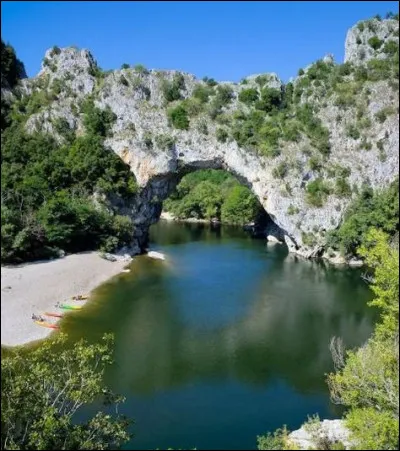 Où se trouve Bastia ?