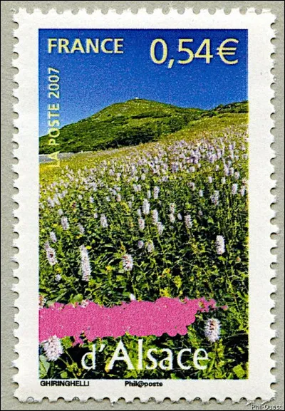 Faut vous dire, M'sieurs-Dames, que chez ces gens-là, on ne boit pas dans un verre, mais dans un/une ...