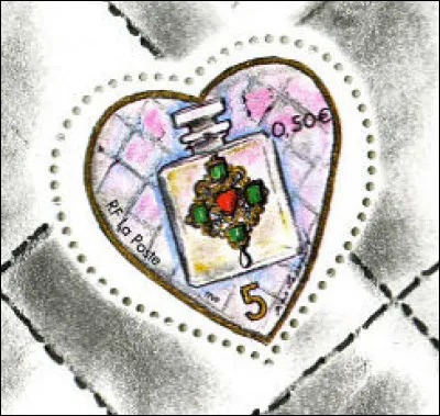 Au moins aussi connue pour ses parfums que pour le reste : eh oui, mon coco !