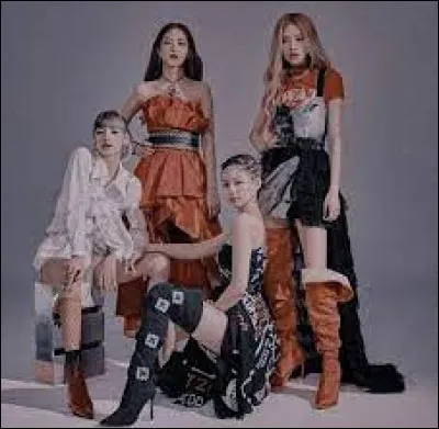 Quelle agence veut prendre Ros&eacute;, Jisoo et Jennie ?