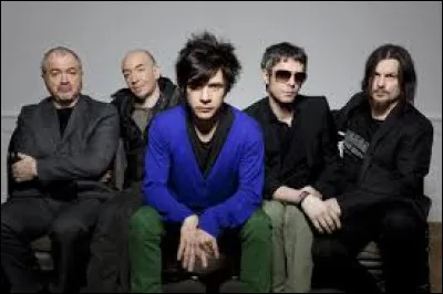 Comment se nomme le 7e album studio ?