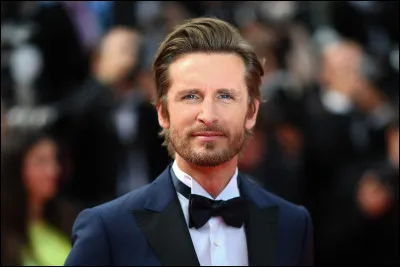 Qui n'est pas &agrave; ses c&ocirc;t&eacute;s dans le Jury de Miss France 2022 ?