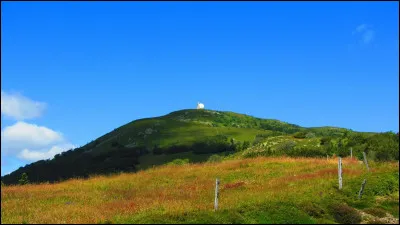 Le Grand Ballon est le point culminant du d&eacute;partement &agrave; 1 422 m&egrave;tres d'altitude :