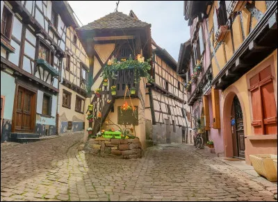 Vous pourrez visiter le village d'Eguisheim dans le ...