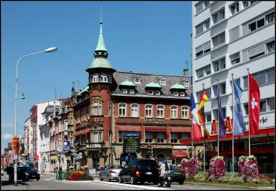 Saint Louis est la troisi&egrave;me ville du d&eacute;partement avec 22 000 habitants :