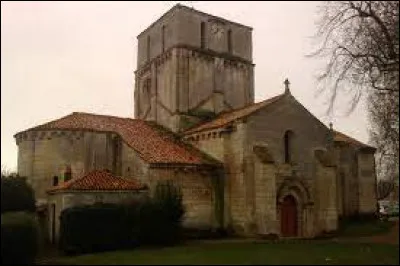 Ancienne commune Vendéenne, Oulmes se situe en région ...
