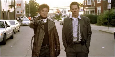 Qui partage l'affiche avec Sean Devine dans "Mystic River" ?