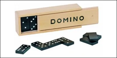 Le matador, la concentration, le 5 partout, le Sébastopol sont des variantes du jeu de dominos.