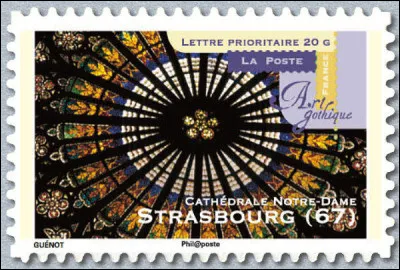 Strasbourg (XIIIe-XVe s.) > Durant la dernière guerre mondiale, celle-ci a vraiment eu chaud aux flèches ! N'y a-t-il rien qui vous interpelle, dans ce qui précède ?