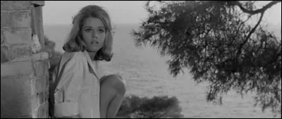Dans quel film Jane Fonda trompe-t-elle son mari qui est un gangster ?