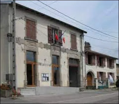 Nous sommes dans le Grand-Est, à Frenelle-la-Petite. Village du canton de Mirecourt, il se situe dans le département ...
