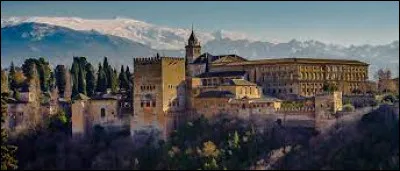 Dans quel pays l'Alhambra est-il situ&eacute; ?