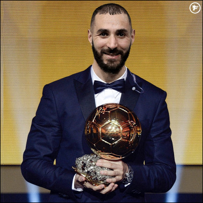 Karim Benzema a gagné le Ballon d'Or 2021.