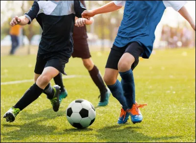 Comment est intitulé l'ouvrage du footballeur Jacques Glassmann, paru en 2003 ?