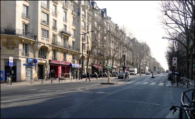 Le boulevard Barbès se trouve dans le ... arrondissement.