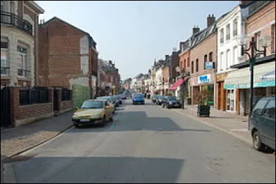 Il a créé en 1928 le Grand Prix de Fourmies, gagné en 2021 par Elia Viviani. De qui s'agit-il ?