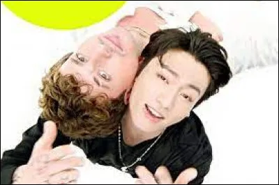 Charlie Puth a sorti son nouveau single en juin 2022.
Avec quel membre de BTS partage-t-il un duo sur ce single ?