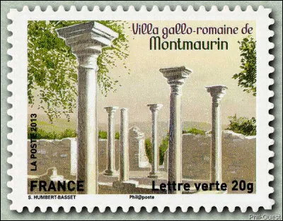 À partir du IVe siècle, cette villa de maître fut transformée en un palais s'étendant sur [...combien ?] mètres carrés et habitée jusqu'au début du VIe.