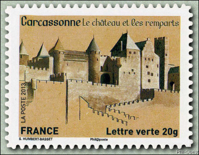 "Demeure" collective, c'est toute la ville de Carcassonne qui se trouve enceinte de 3 km de remparts de pierres ! L'un des radicaux de son nom, d'ailleurs, signifierait ... (Complétez !)