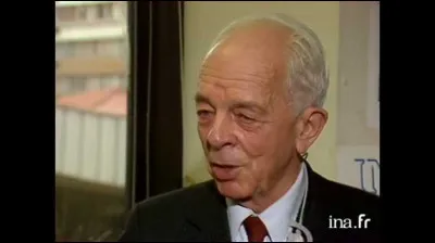 Ce médecin, spécialiste d'hématologie et de cancérologie a été membre de l'Académie française et le premier président du Comité consultatif national d'éthique : il se nomme ...