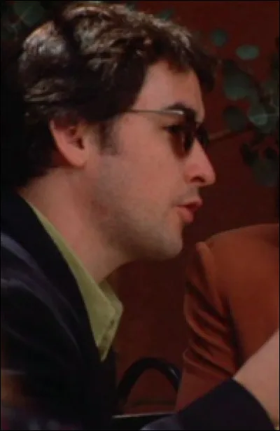 Dans quel film John Cusack joue-t-il son propre rôle ?