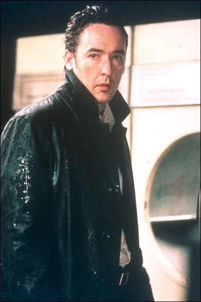 Dans quel film John Cusack est-il un chauffeur qui se retrouve confronté à un tueur en série ?