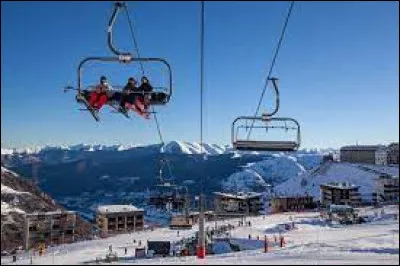 Côté sport en hiver, on peut aller dans...