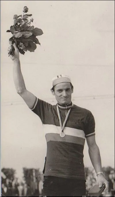 Il va en Italie, c'est le...