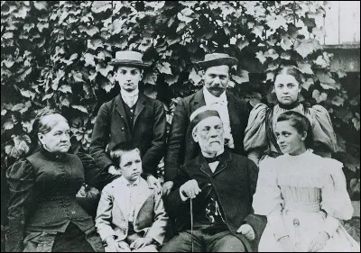 Louis Pasteur est né et décédé en France.