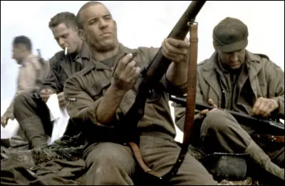 Dans quel film des soldats sont-ils chargés de retrouver le dernier survivant d'une fratrie ?