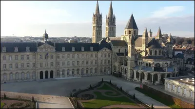 Sa préfecture est Caen :