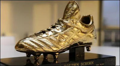 Qui est le plus grand buteur de cette équipe de tous les temps ?