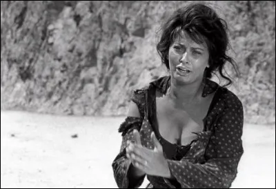 En 1961, quelle actrice a obtenu le prix d'interprétation féminine pour son rôle de Cesira dans "La ciociara" ?