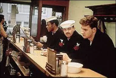 En 1974 quel acteur a reçu le prix d'interprétation masculine pour son rôle dans "La Dernière Corvée" ?