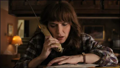 Qui est cette femme, déterminée à retrouver l'homme qu'elle aime ?