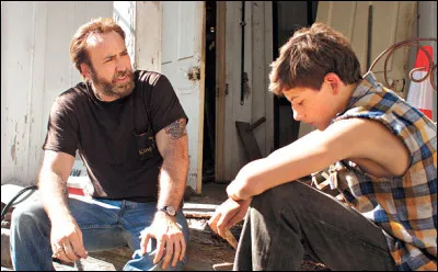 Dans quel film un bûcheron alcoolique essaye-t-il d'aider un adolescent ?