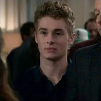 Qui est l'acteur de Brick Armstrong ?