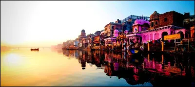 Quel est l'autre nom de la ville indienne de Bénarès ?