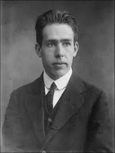 Quel est le prénom du physicien danois Bohr ?