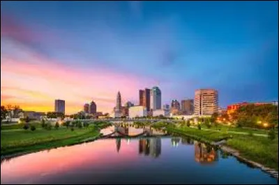 Il est décédé le 25 août 2012 dans l'Ohio.