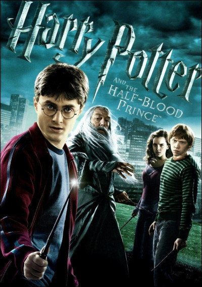 Au début dans "Harry Potter 6", quelle fille attire Harry ?