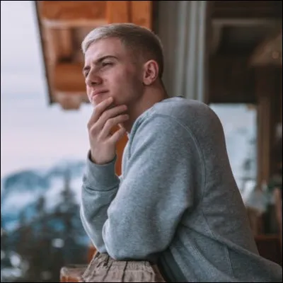 Combien a-t-il de chaînes YouTube ?